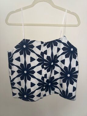 Skies are Blue White & Navy Floral Button-Front Cami Top M